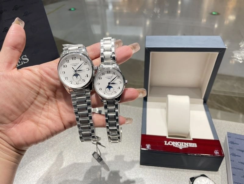 LONGINES Watches Fashionable 189342