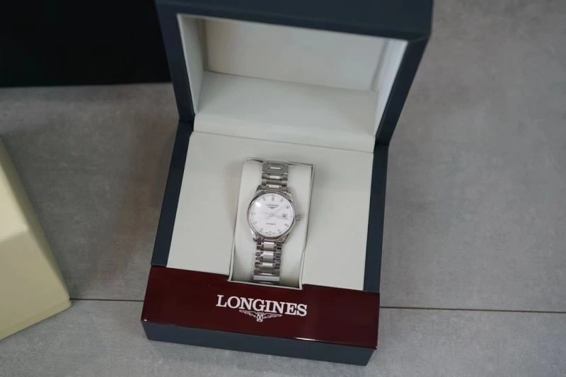 LONGINES Watches Bold 189289