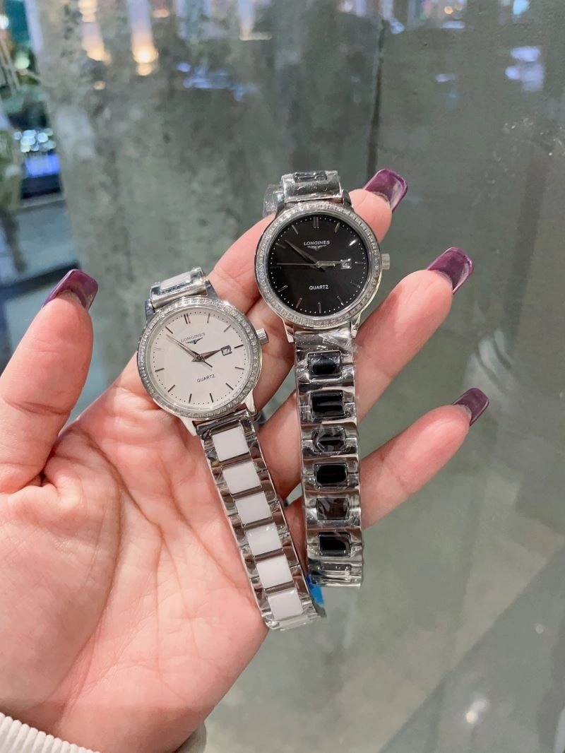 Versatile LONGINES Watches 189095