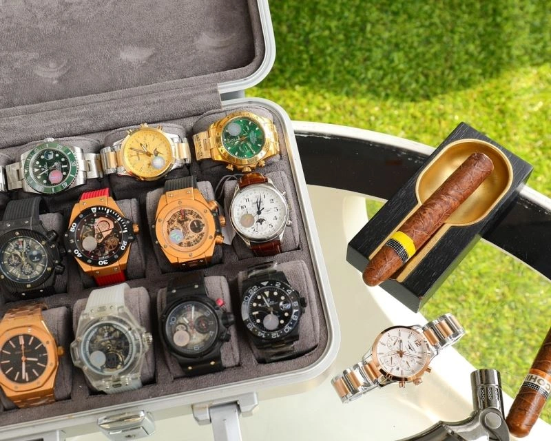 Vibrant LONGINES Watches 189079