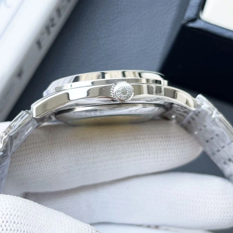 LONGINES Watches StreetReady 189025