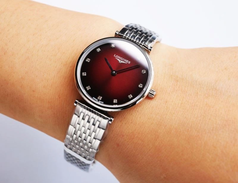 Contemporary LONGINES Watches 188990