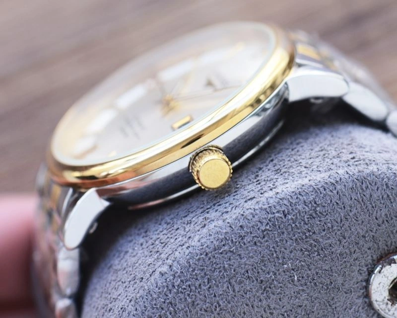 Minimalist LONGINES Watches 188836