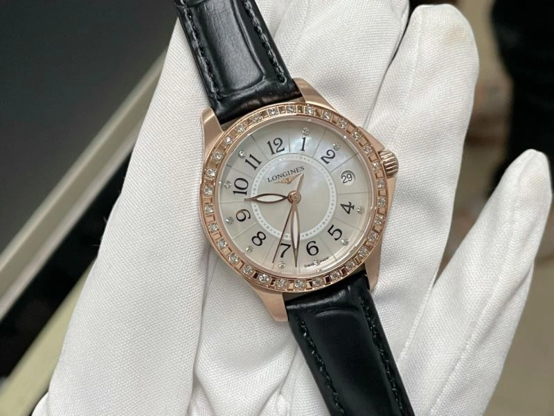 LONGINES Watches RelaxedFit 188668