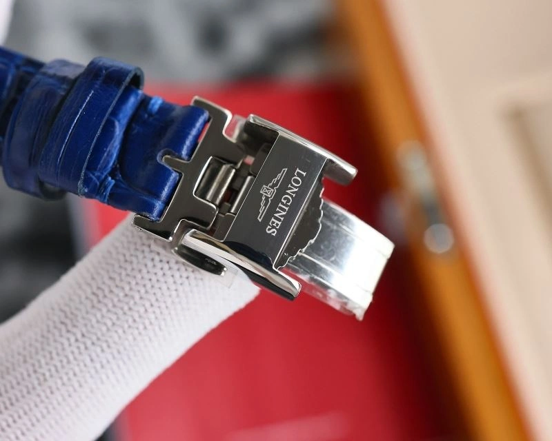 Vibrant LONGINES Watches 188574