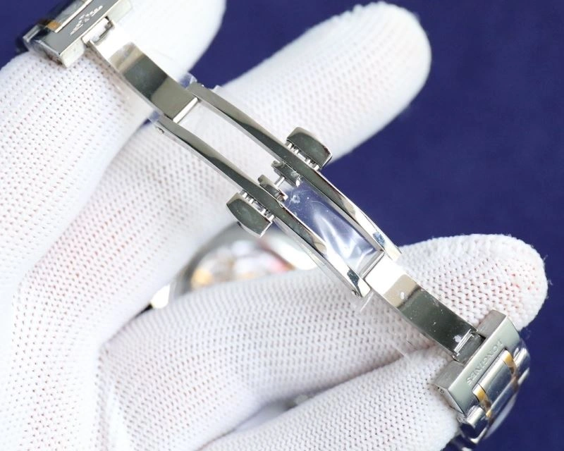 Sleek LONGINES Watches 188318