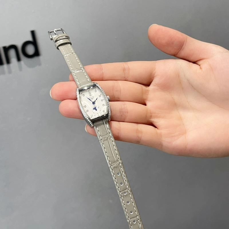 Contemporary LONGINES Watches 187987