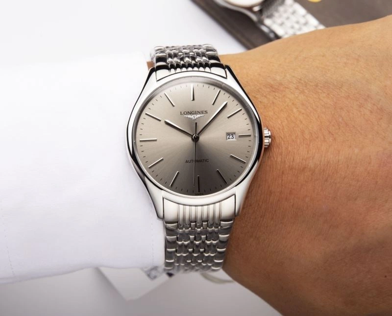 Minimalist LONGINES Watches 187985