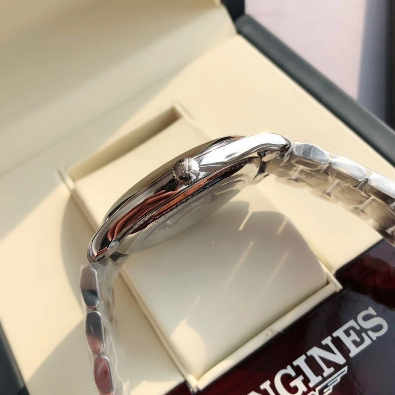 Minimalist LONGINES Watches 187436