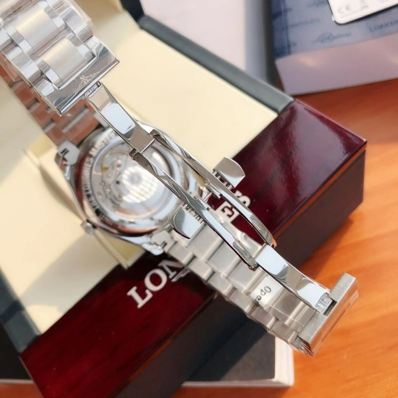 Minimalist LONGINES Watches 187436