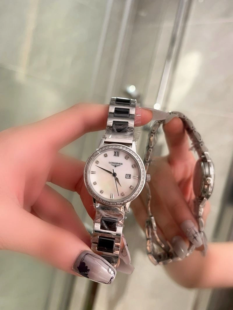 LONGINES Watches Versatile 187300
