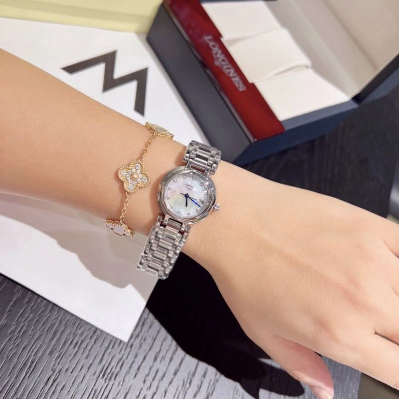 Versatile LONGINES Watches 187234