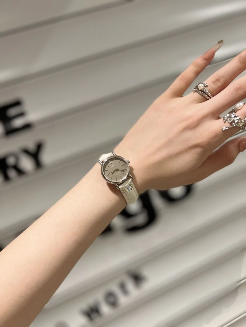Minimalist LONGINES Watches 187082