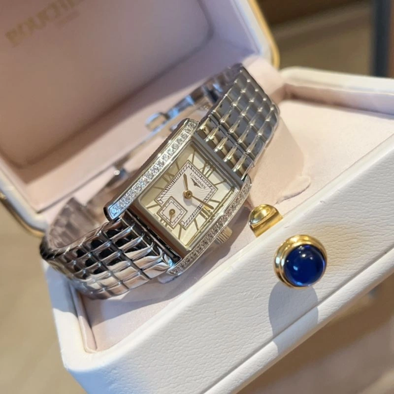 Sleek LONGINES Watches 186899