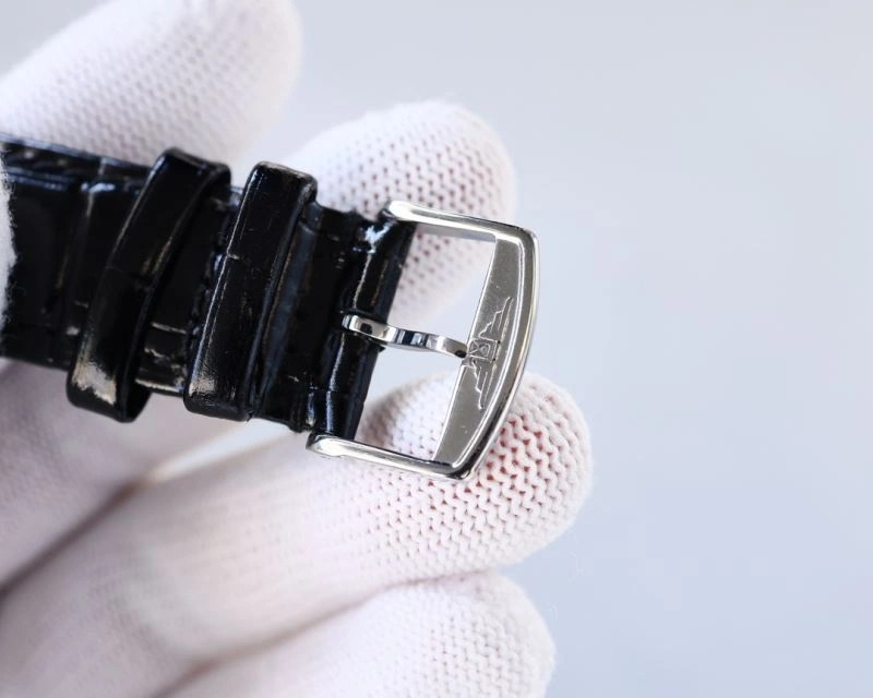 LONGINES Watches Sophisticated 186646