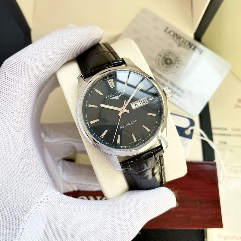 Versatile LONGINES Watches 186629