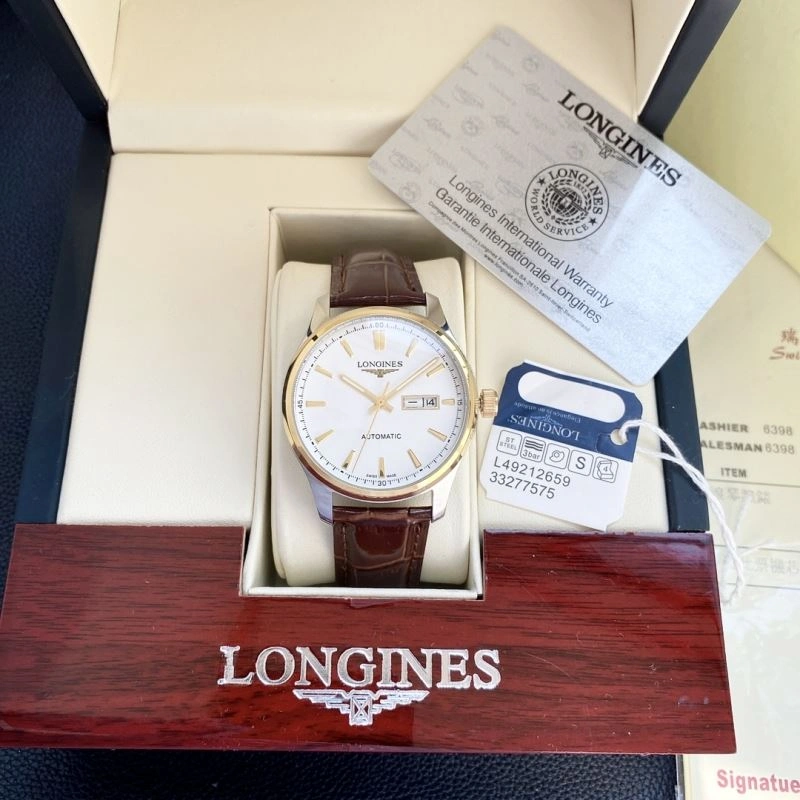 Versatile LONGINES Watches 186629