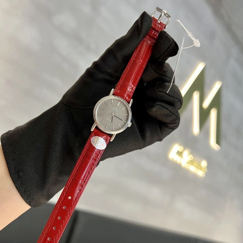 LONGINES Watches Trendy 186590