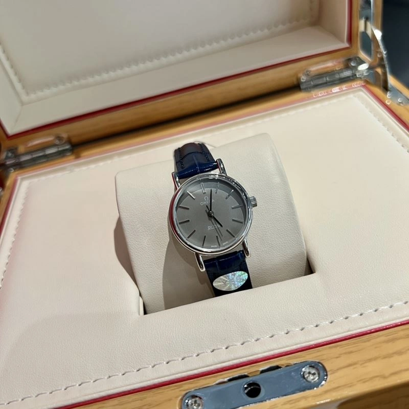 LONGINES Watches ModernLook 186587