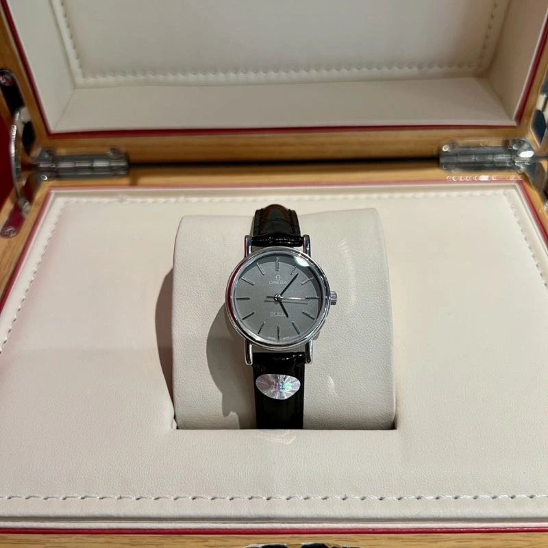 LONGINES Watches ModernLook 186587