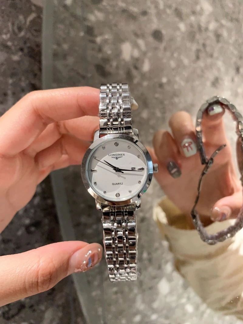 Trendsetting LONGINES Watches 186579