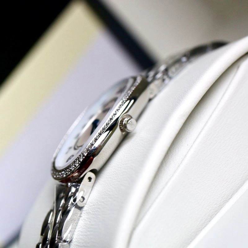Sporty LONGINES Watches 187741
