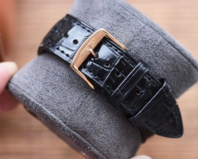 LONGINES Watches Bold 187675