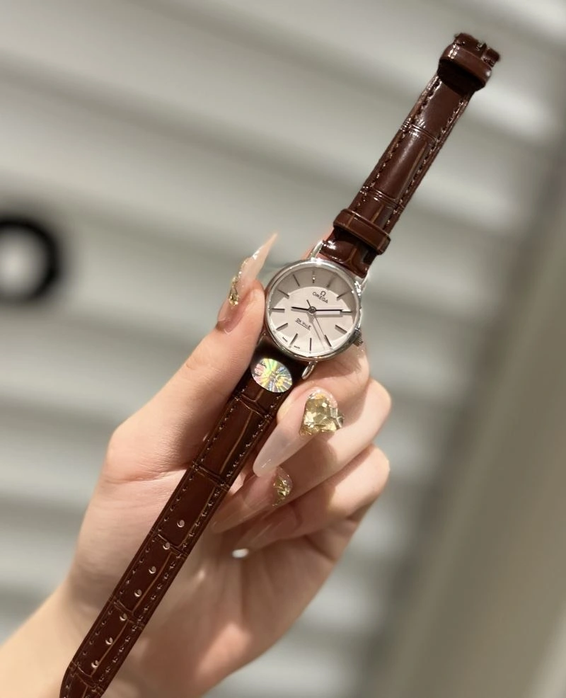 Vibrant LONGINES Watches 187567