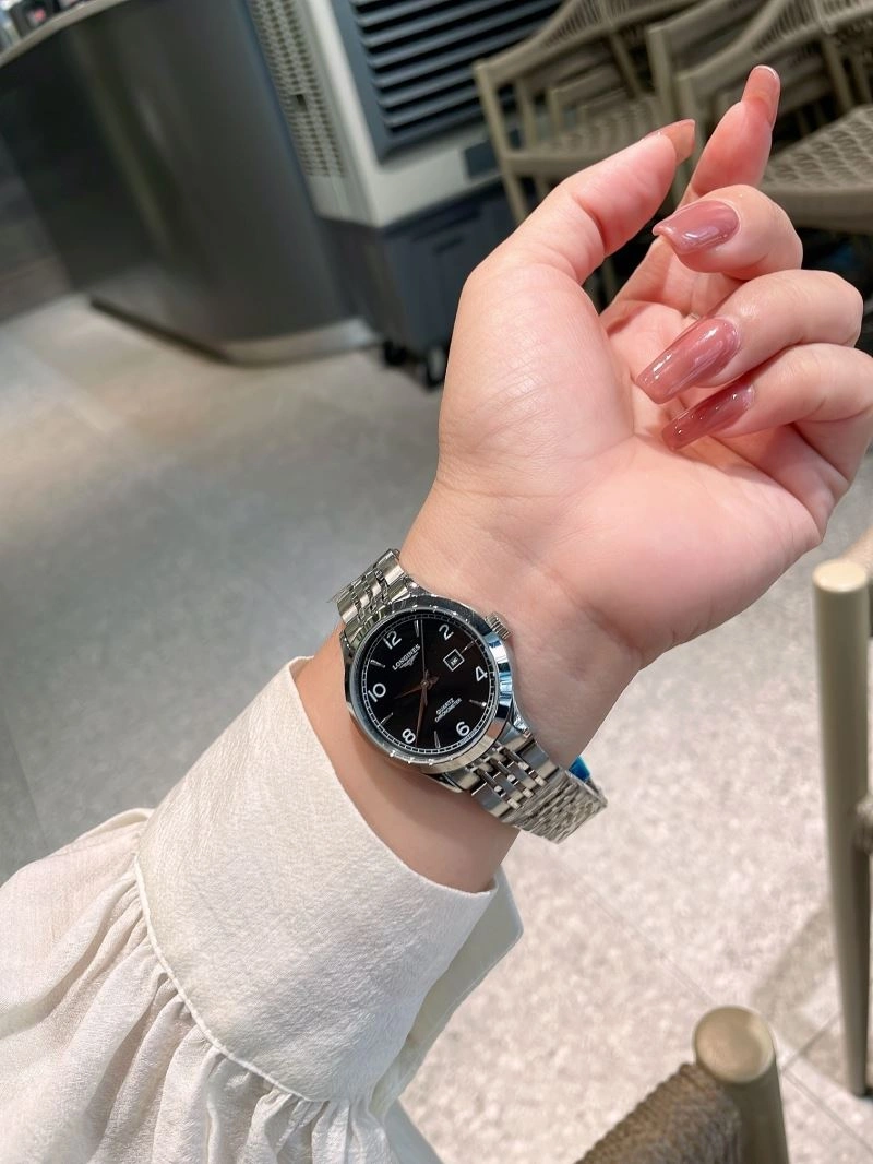 LONGINES Watches Sophisticated 187575