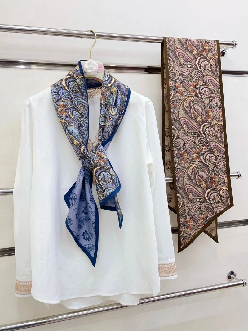 Colorful LORO PIANA 272035