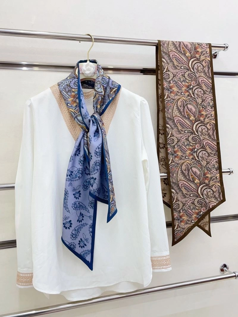 Colorful LORO PIANA 272035