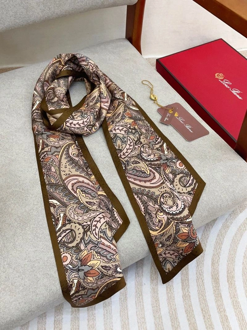 Colorful LORO PIANA 272040
