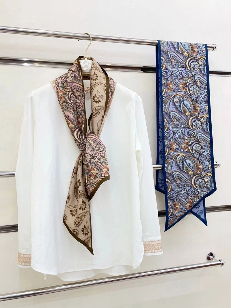 Colorful LORO PIANA 272040