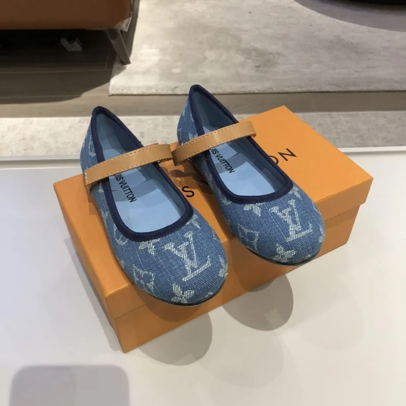 Unique LOUIS VUITTON SHOES 29522