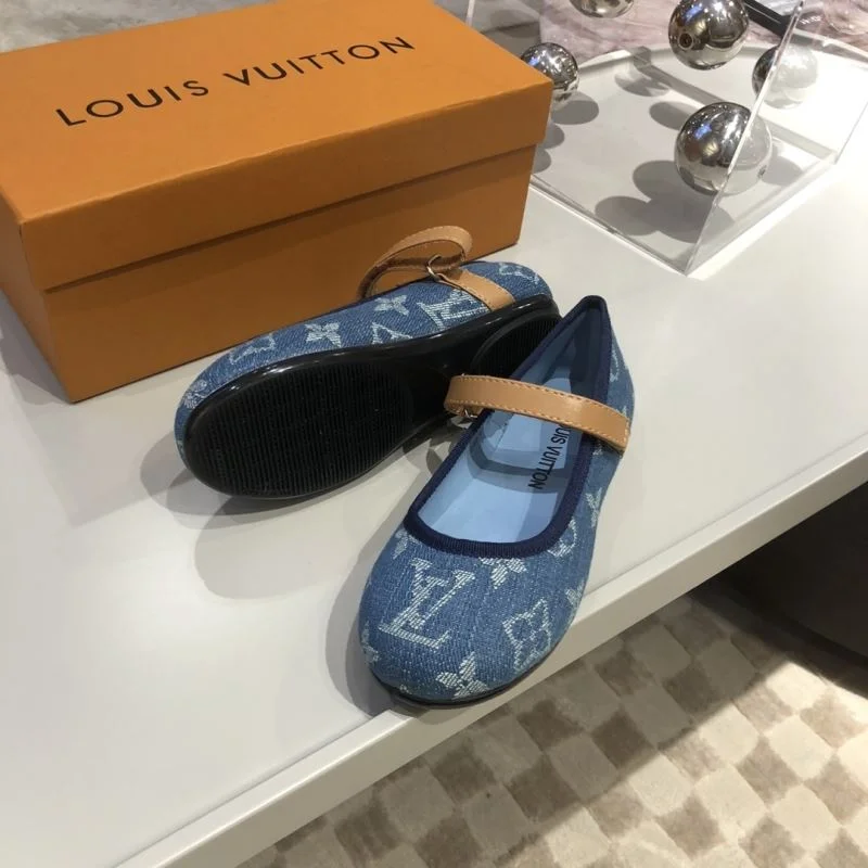 Unique LOUIS VUITTON SHOES 29522