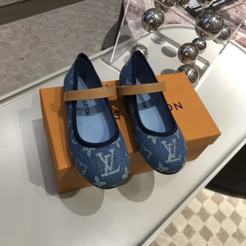 Unique LOUIS VUITTON SHOES 29522
