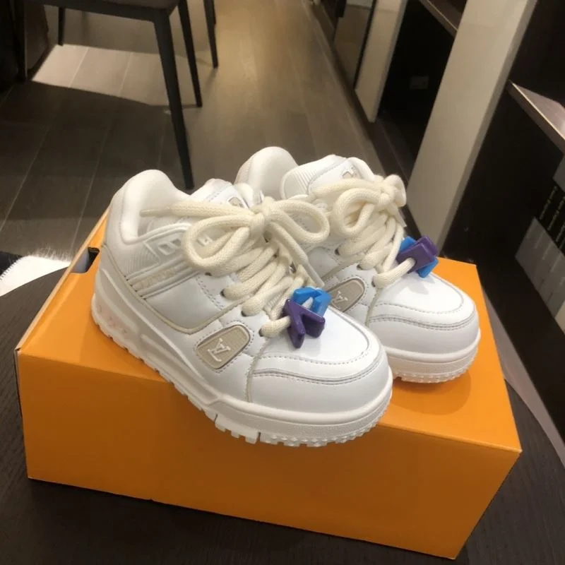 Cozy LOUIS VUITTON SHOES 29520
