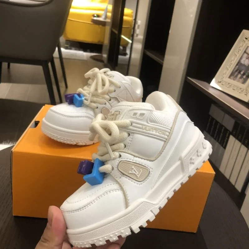 Cozy LOUIS VUITTON SHOES 29520