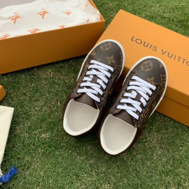 SoftTouch LOUIS VUITTON SHOES 29515