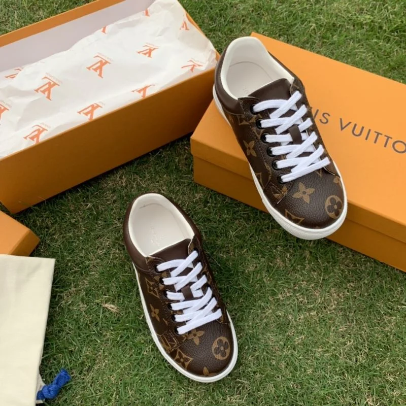 SoftTouch LOUIS VUITTON SHOES 29515