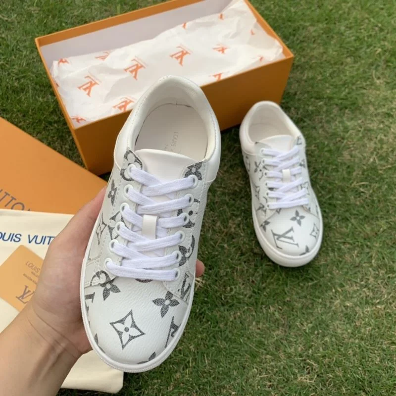 WellDesigned LOUIS VUITTON SHOES 29507