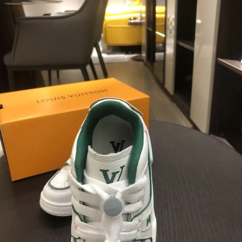 NewStyle LOUIS VUITTON SHOES 29514