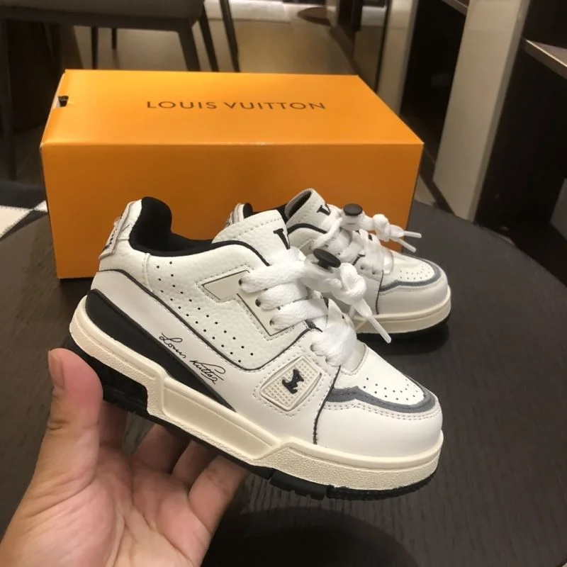 Tailored LOUIS VUITTON SHOES 29500