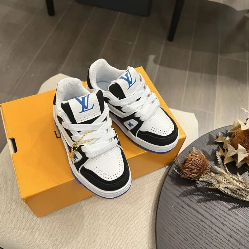 LOUIS VUITTON SHOES Youthful 29510