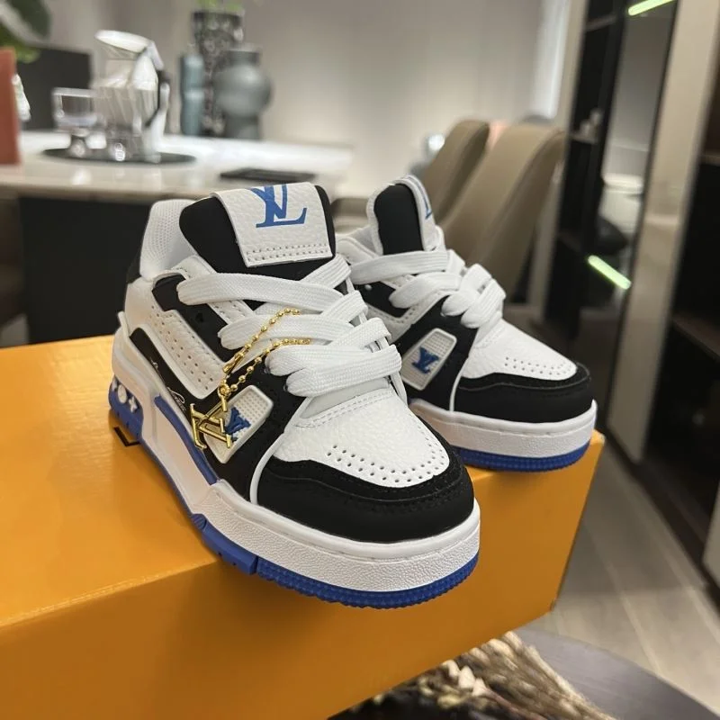 LOUIS VUITTON SHOES Youthful 29510
