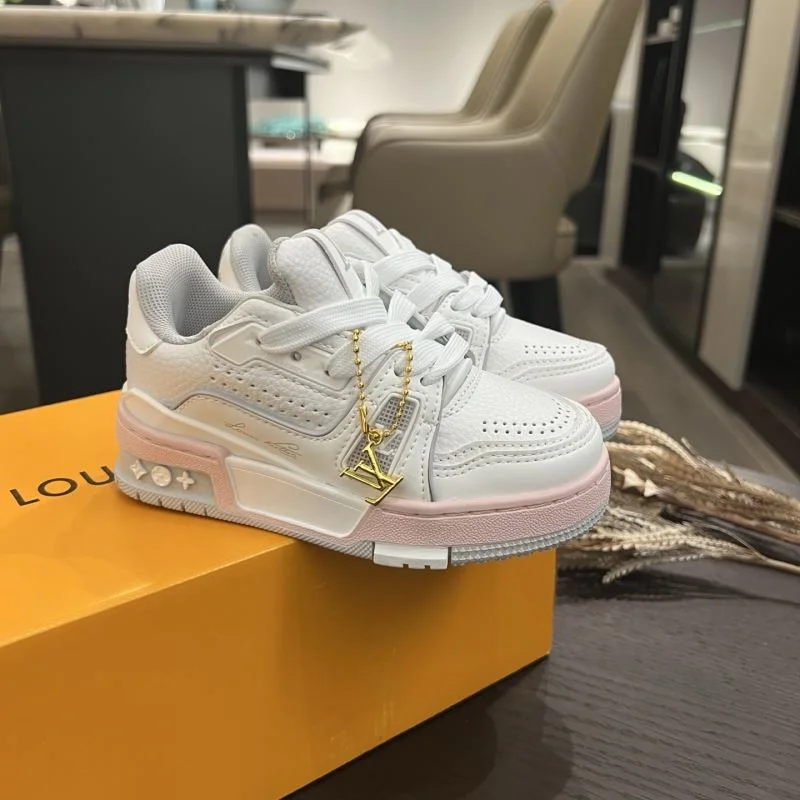 LOUIS VUITTON SHOES Resilient 29505