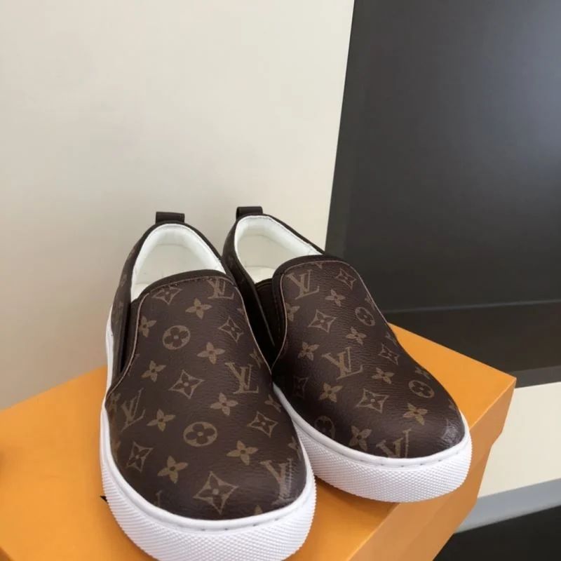 LOUIS VUITTON SHOES Stylish 30154