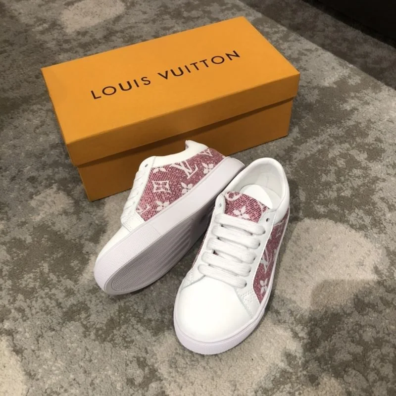 Supportive LOUIS VUITTON SHOES 30178