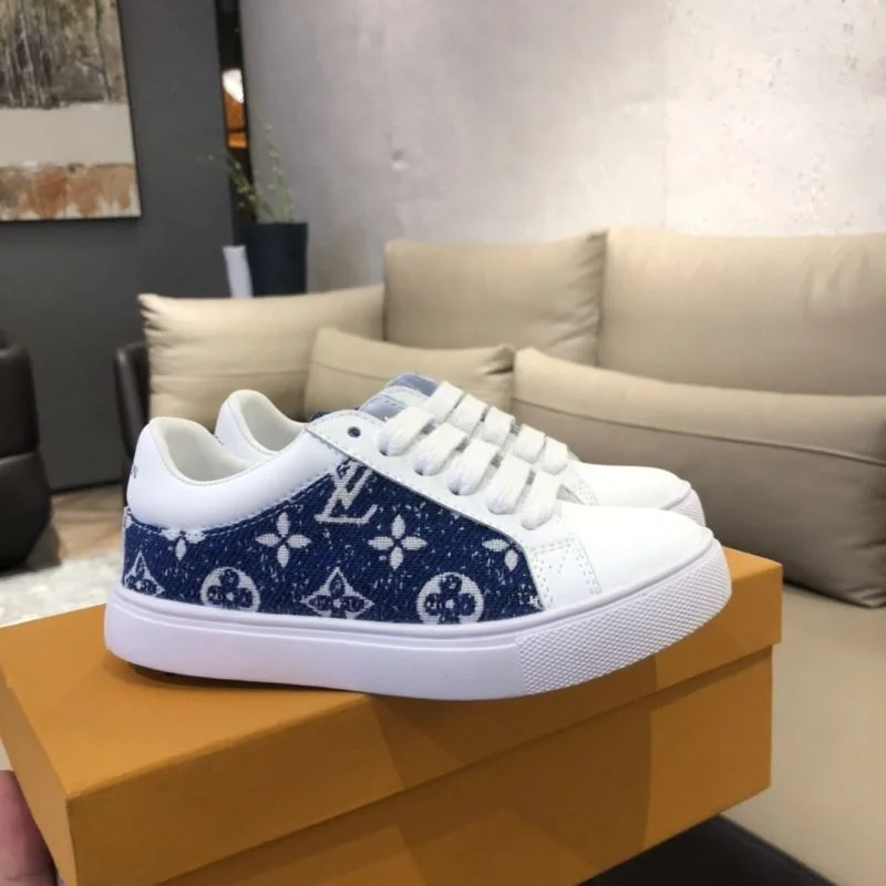 Seasonal LOUIS VUITTON SHOES 30161
