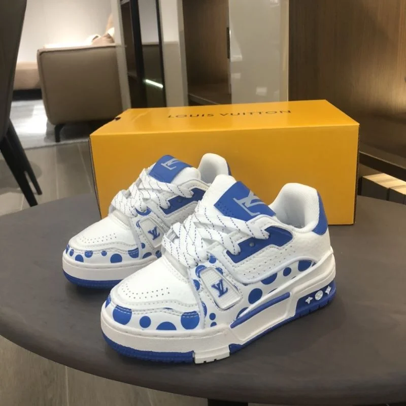 StreetReady LOUIS VUITTON SHOES 30146